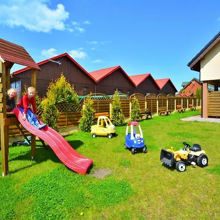 Close To The Beach, Playground Apartamento