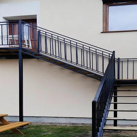 Close To The Beach, Playground Apartamento