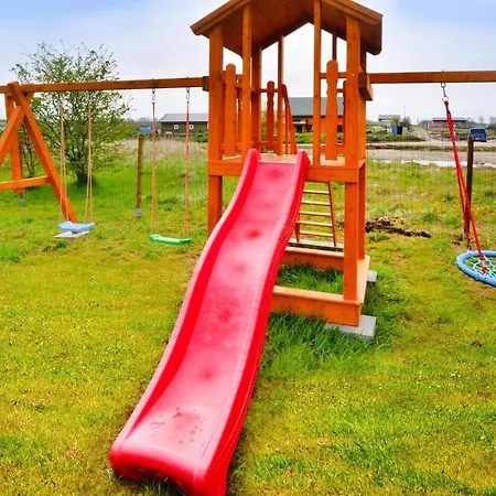 Close To The Beach, Playground Apartamento *